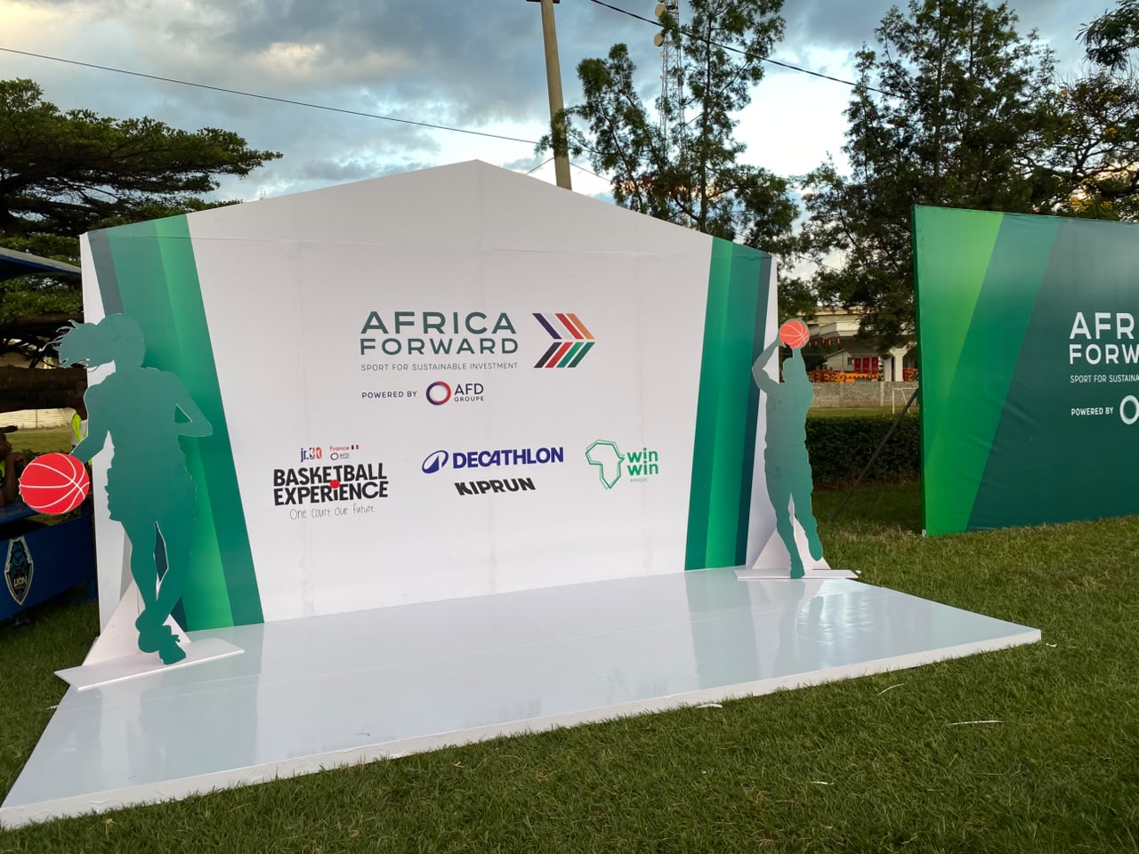 African Forward — photo 6