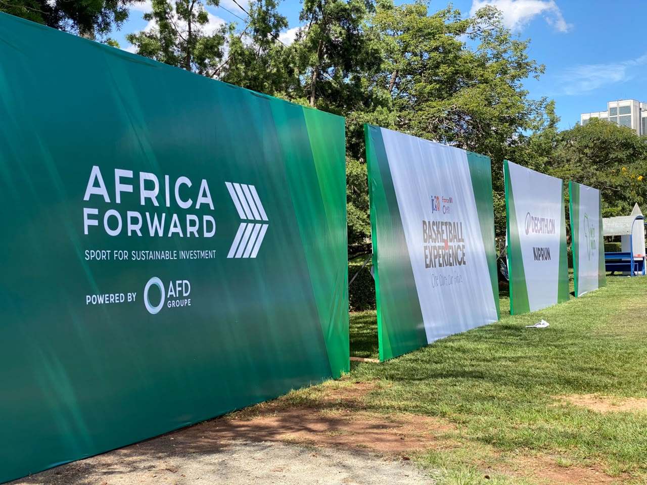 African Forward — photo 8